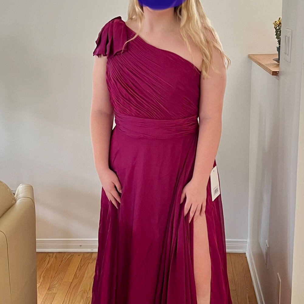 Mac Duggal One Shoulder Chiffon Gown size 12 - Picture 2 of 3